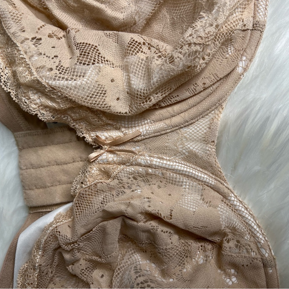 Cacique Lace Nude Bra Size 44DD - Picture 2 of 8